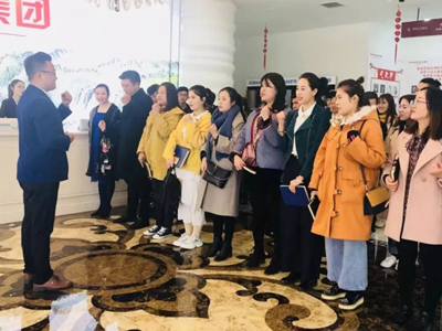 熱烈歡迎丨昌禾商學(xué)院，柔然彩虹隊(duì)光臨寧夏昌禾裝飾參觀學(xué)習(xí)！