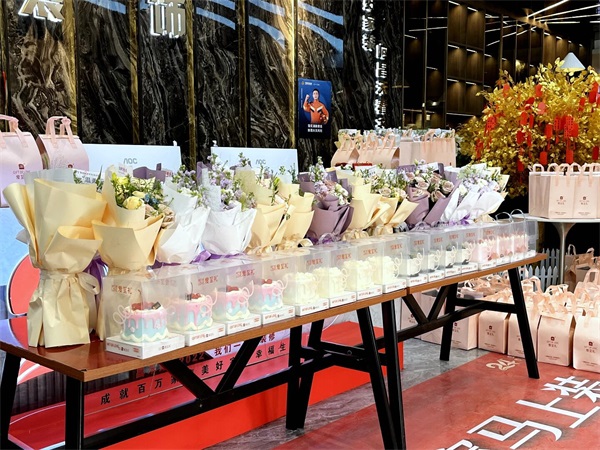 昌禾裝飾·女神節(jié)特輯｜以花為禮，以甜為伴，致敬每一位發(fā)光的你